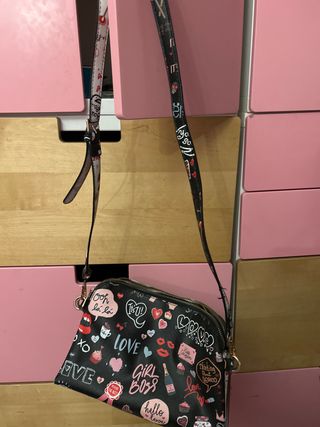 Bolso Negro Estampado Parfois