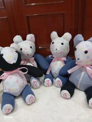 Osos de recuerdo hechos a mano