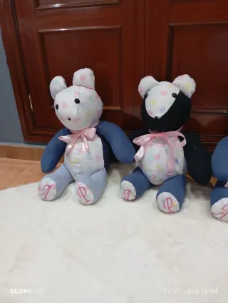 Osos de recuerdo hechos a mano