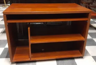 Escritorio de madera con cajones,2 estantería otro