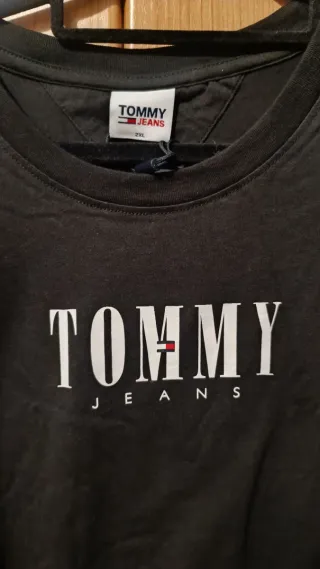 Camiseta Tommy Hilfiger Mujer Negra