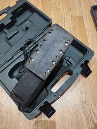 Lijadora Metabo SR 180 intec con maletín.