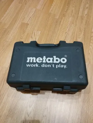 Lijadora Metabo SR 180 intec con maletín.