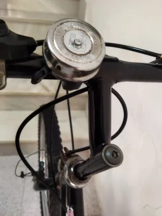 Una Bicicleta Maverick Negra, De Segunda Mano