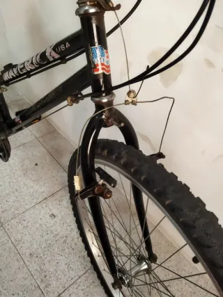 Una Bicicleta Maverick Negra, De Segunda Mano