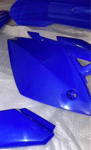 Plásticos Carenado Rieju MRT Azul