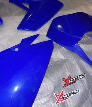 Plásticos Carenado Rieju MRT Azul