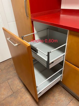 URGE VENTA Cocina Completa Madera y Rojo