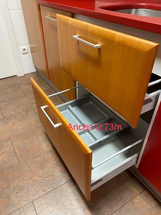 URGE VENTA Cocina Completa Madera y Rojo