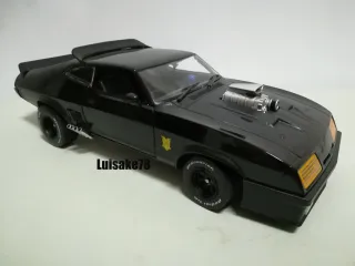 Maqueta Ford Falcon Greenlight Mad Max 1:18