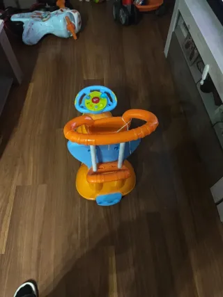 Correpasillos Chicco Naranja y Azul