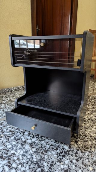 Mesa auxiliar madera y cristal negra