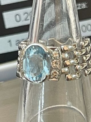 Anillo Oro 18k Aguamarina y Diamantes 8.35g