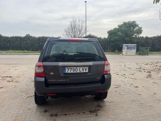 Land Rover Freelander 2
