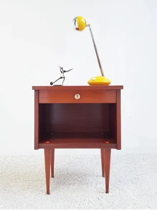 Mesita de noche Mid Century (1). Francia, 60s.