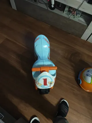 Moto correpasillos infantil azul