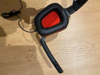 Auriculares Gaming Logitech G332 Negros y Rojos