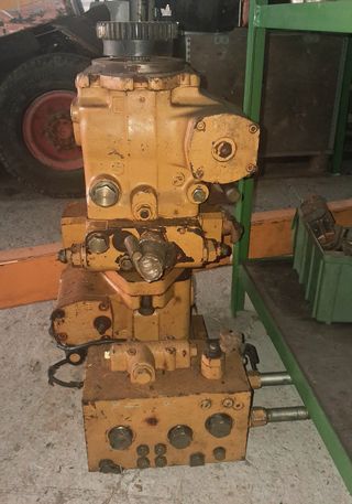 Pompa idraulica CATERPILLAR 197 6466