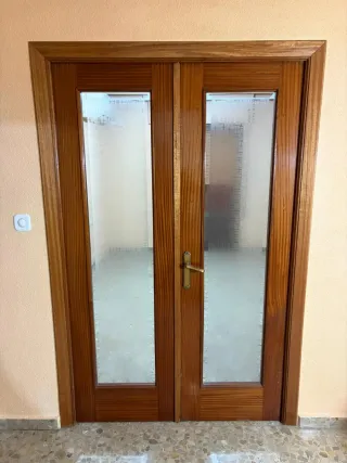 Puerta doble de madera con cristal 62 cm x Puerta