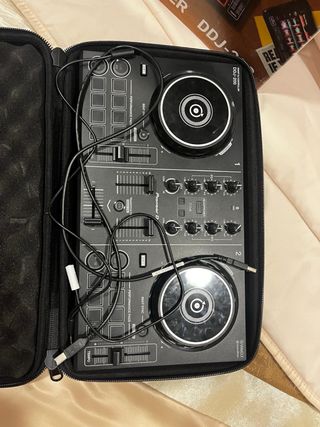 Controlador DJ Pioneer DDJ-200