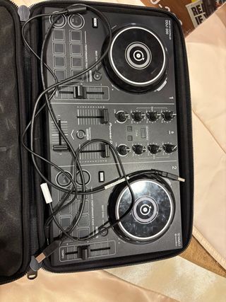 Controlador DJ Pioneer DDJ-200