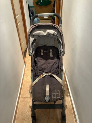 Carro Maclaren Bebé color gris antracita