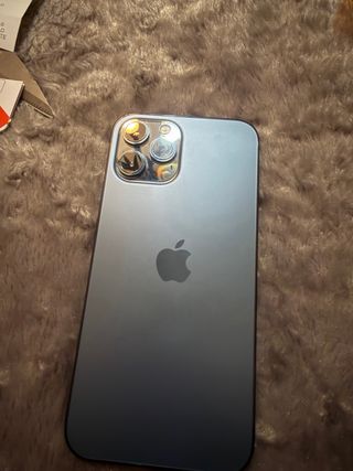 iPhone 12 Pro Max Azul - Buen estado