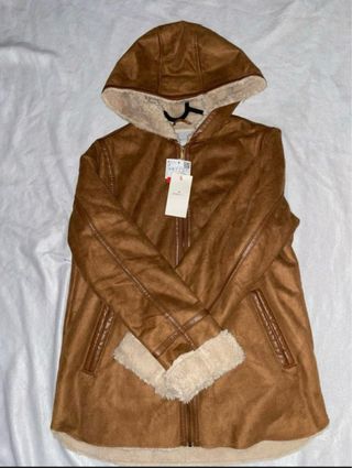 Chaqueta mujer marrón con capucha