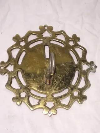 Antigua cerradura de metal ornamental