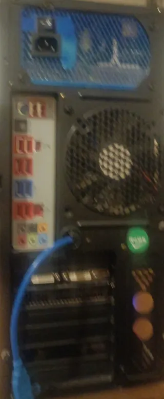 PC i7 16GB RAM 1TB Disco Duro Windows 10activado