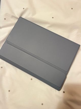 Funda + Teclado Bluetooth iPad 11 2024/2025 WB