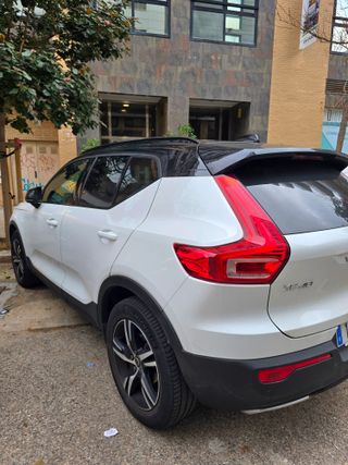 Volvo XC40 T3 R-Design Automático