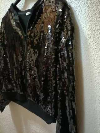Jersey lentejuelas negro y plateado
