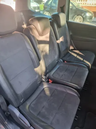 Volkswagen Sharan 2012