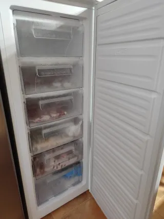 Congelador Vertical HIGH ONE