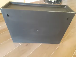 Scarpiera da muro nera