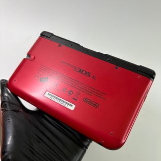 Nintendo 3DS XL Rosso con accessori