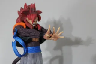 Gogeta SS4 Dragon Ball Z Banpresto