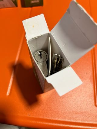 Cerradura nueva con 5 llaves