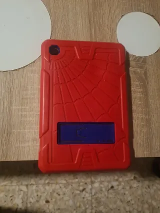 Tablet Samsung Negra con Protector mas funda