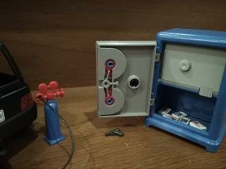 Playmobil Coche, Ladrón y Caja Fuerte 4059