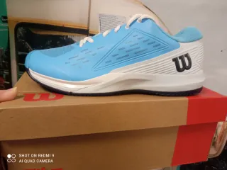 Zapatillas Wilson Azul y Blanco