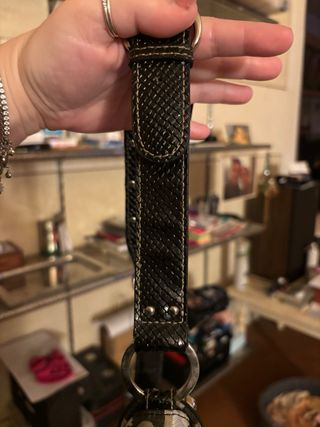 1Borsa a Spalla In Ottime Condizioni VINTAGE GUESS