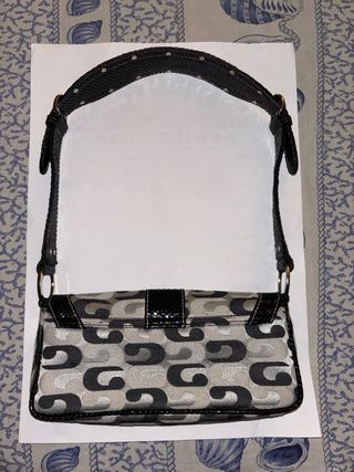 1Borsa a Spalla In Ottime Condizioni VINTAGE GUESS