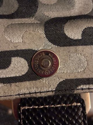 1Borsa a Spalla In Ottime Condizioni VINTAGE GUESS