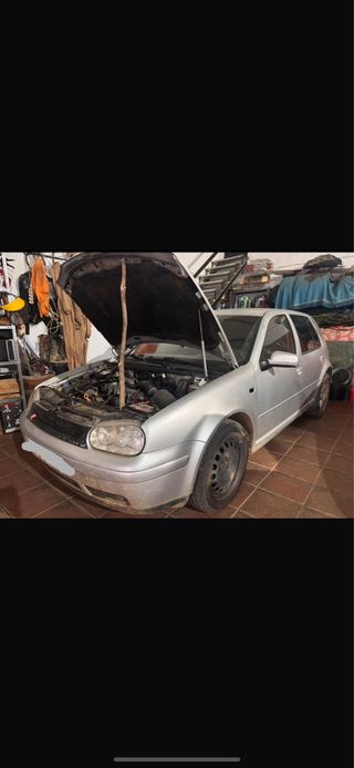 Volkswagen Golf 2001