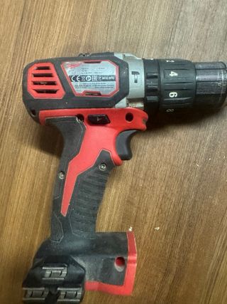 Taladro Milwaukee M18