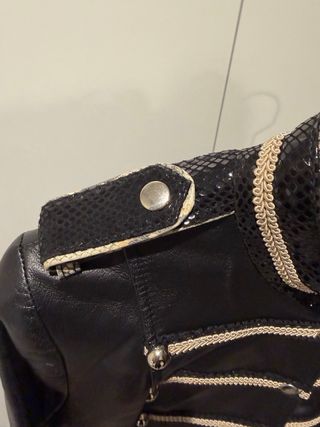Chaqueta de Piel 100% Negra