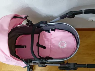 Carro de juguete para niña