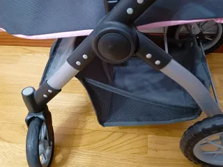 Carro de juguete para niña